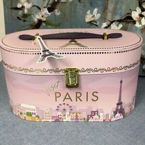 VOTUM Train Case Paris - Travel Cosmetic Bag NWOT